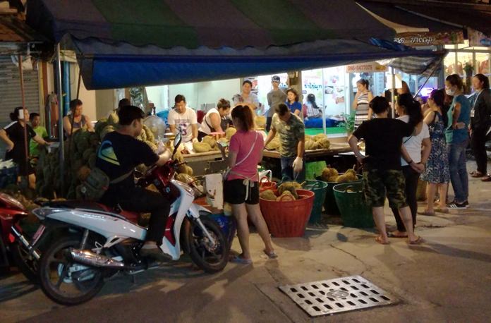 Durians all around! The king of fruits attracts huge crowds around Wat Chaimongkol Market. 