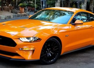 Ford Mustang.