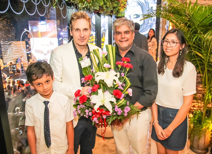 Winston Gale receives good wishes from Tony Malhotra, Director of Business Development together with Nutsara Duangsri, Sales & Marketing Manager of Pattaya Mail.