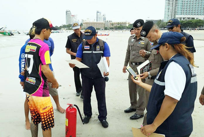 Tourist Police commander Pol. Lt. Col. Piyapong Ensarn and Marine Department officials inspected 14 speedboats and a parasailing boat Sept. 11.