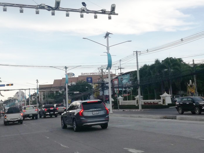 If the underground electricity wiring project is successful, North Pattaya Road will be the second road in Pattaya having no electric posts. The first being Pattaya Beach Road.