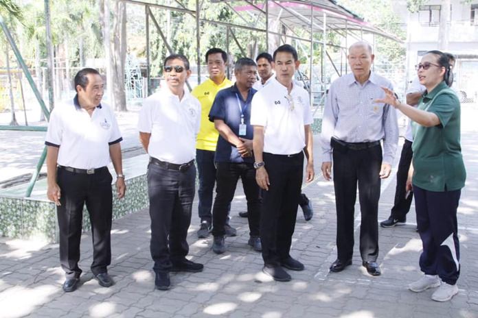 Deputy mayors Pattana Boonsawat and Banlue Kullavanijaya toured Pattaya schools 1 and 3 where restrooms and landscaping will be upgraded under a city renovation project.