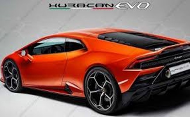 The new Huracan EVO.