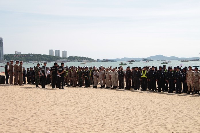 City hall municipal police chief Pol. Maj. Jeerawat Sukontasap dispatched a force of 500 police officers, soldiers and volunteers to keep things safe.