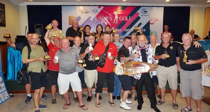 Mark Gorda organizer of the 21st Canadian Jackalope Open holds the main trophy as all the winners gather for a happy group photograph. 