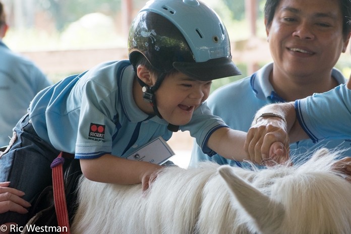 Able the Disabled Foundation at Horseshoe Point Pattaya, which offers a programme to parents with special needs children, both severe or very mild, is looking for volunteers.