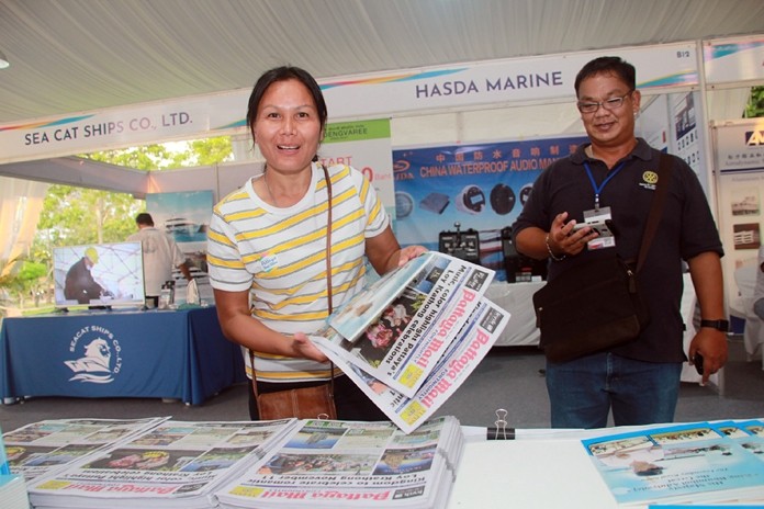 Pattaya Mail’s Thanawat Suansuk watches as a visitor takes copies of our publications. Pattaya Mail was also the proud media sponsor of the Ocean Marina Pattaya Boat Show 2019.