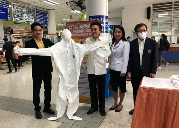 Face masks and personal protective equipment (PPE) suits worth 660 million baht will be transferred to Thailand next week to respond to the growing domestic demand during the coronavirus outbreak.