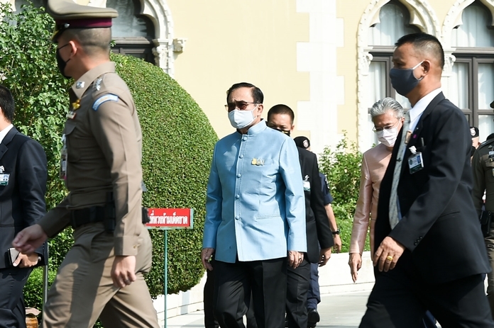 Prime Minister General Prayut Chan-o-cha prior to the cabinet meeting (Tuesday April 28).