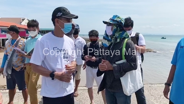 Pattana Boonsawad and top administrators meet with Koh Larn Community leaders to review the negative impact of Covid-19.