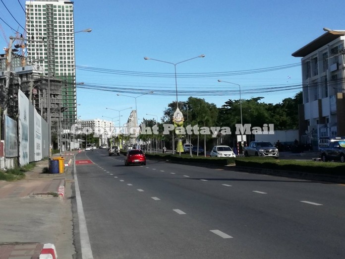 Major construction is set to begin to lay larger drainage pipes under Jomtien Second Road.