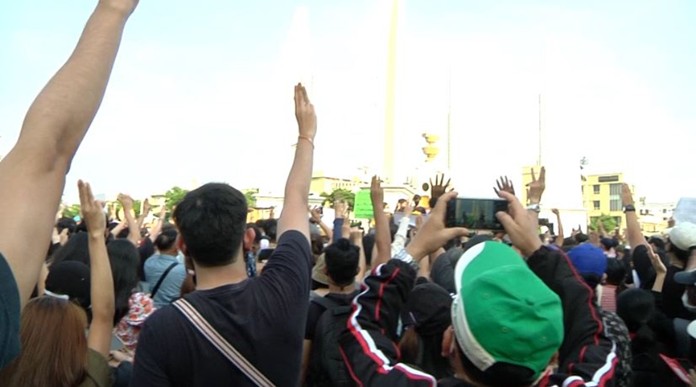 The Student Union of Thailand and the Free Youth group led the rally at the Democracy Monument on Saturday, demanding resignation of Prime Minister Prayut Chan-o-cha. 