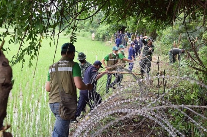 Thai authorities step up screening of illegal migrants in border and inner areas and check workplaces including fishing premises as more illegal migrant workers were sneaking into the country when disease control lockdown measures were eased.