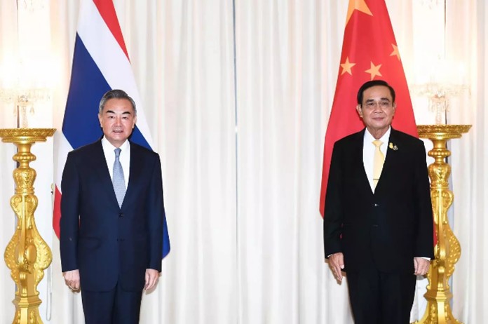 Thai Prime Minister Meets China’s State Councilor On Bilateral Socio 