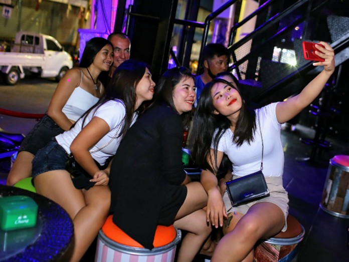 Pattaya cool breeze draws tourists out to Walking Street nightlife - Pattaya  Mail