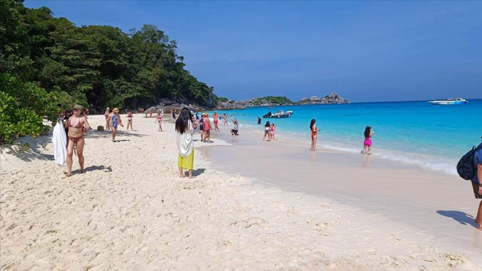 Similan Islands in Phang Nga will be open to tourists for a month more ...