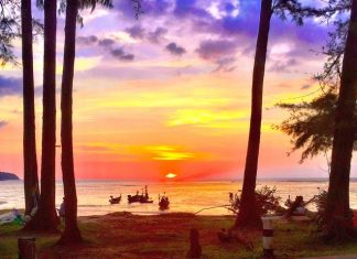 A breathtaking sunset paints the skies over Phuket's serene shores. As Thailand sets its sights on high-end European travellers in 2025, destinations like Phuket promise a perfect blend of natural beauty and luxurious experiences. (Photo: AJ Wood)