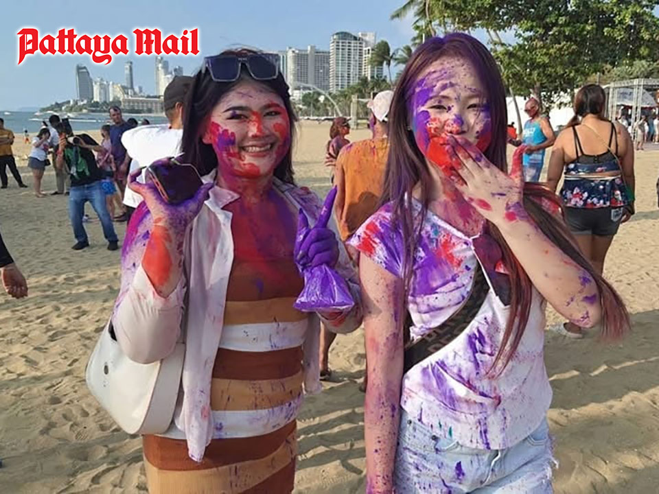 holi celebration on 2025